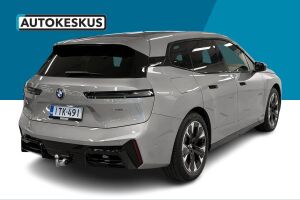BMW IX esikatselu 4