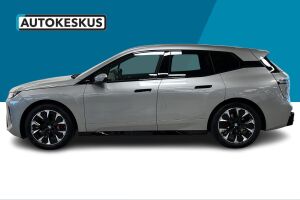 BMW IX esikatselu 7
