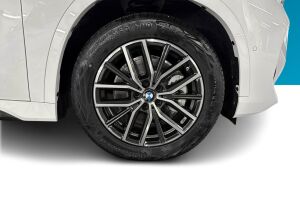 BMW IX1 esikatselu 10