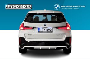 BMW IX1 esikatselu 4