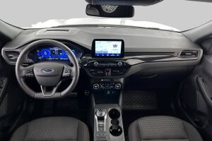 Ford Kuga esikatselu 10
