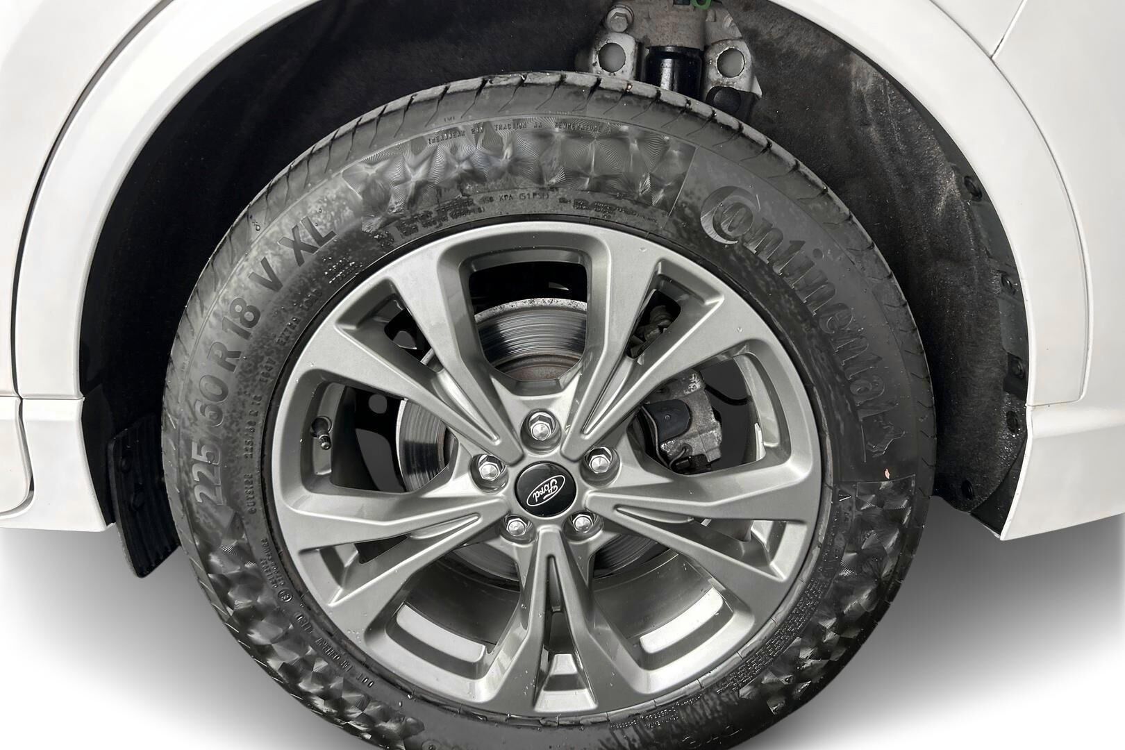 Ford Kuga iso kuva 13