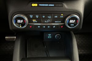 Ford Kuga esikatselu 19