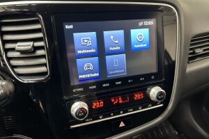 Mitsubishi Outlander PHEV esikatselu 15
