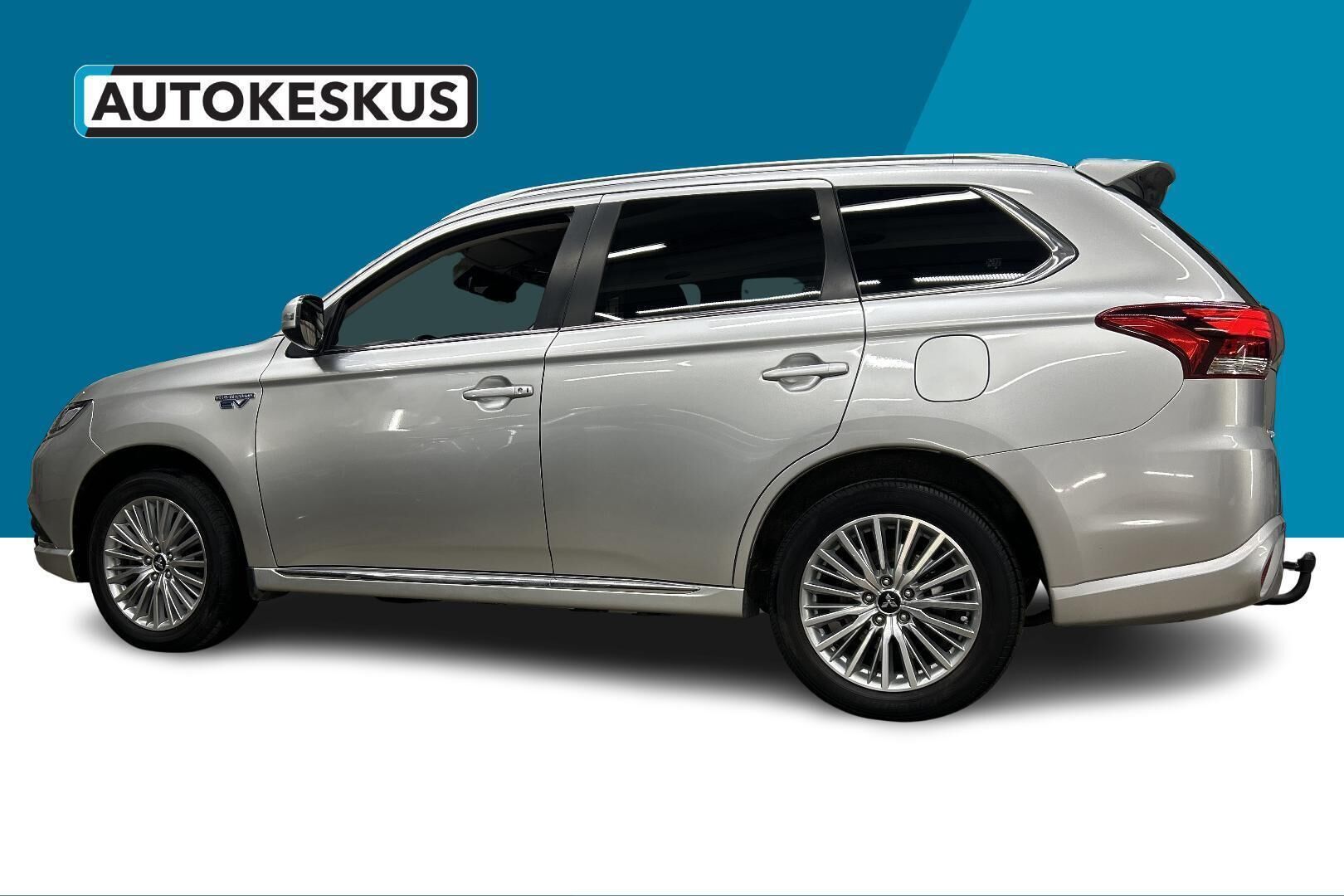 Mitsubishi Outlander PHEV iso kuva 8
