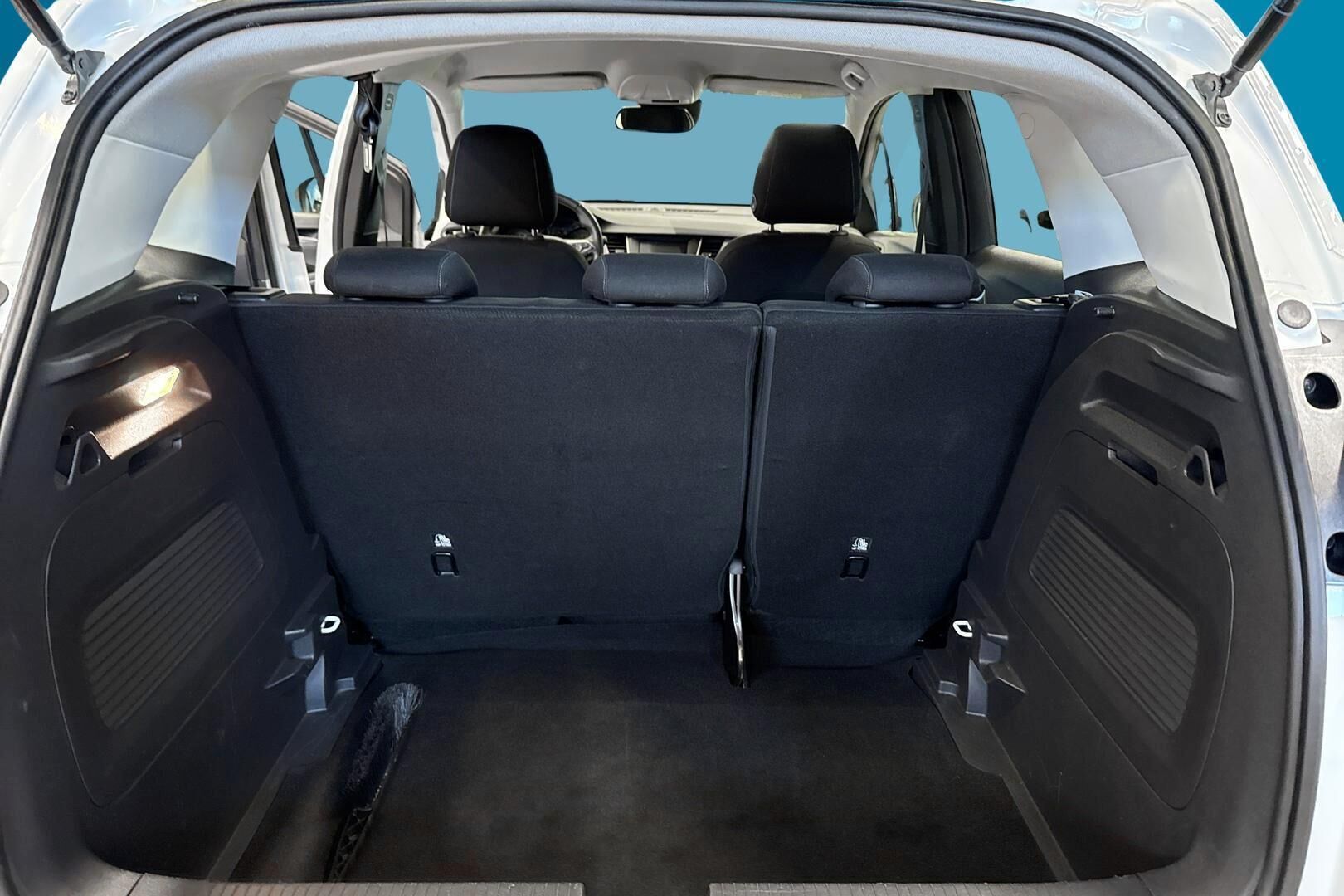 Opel Crossland X iso kuva 28