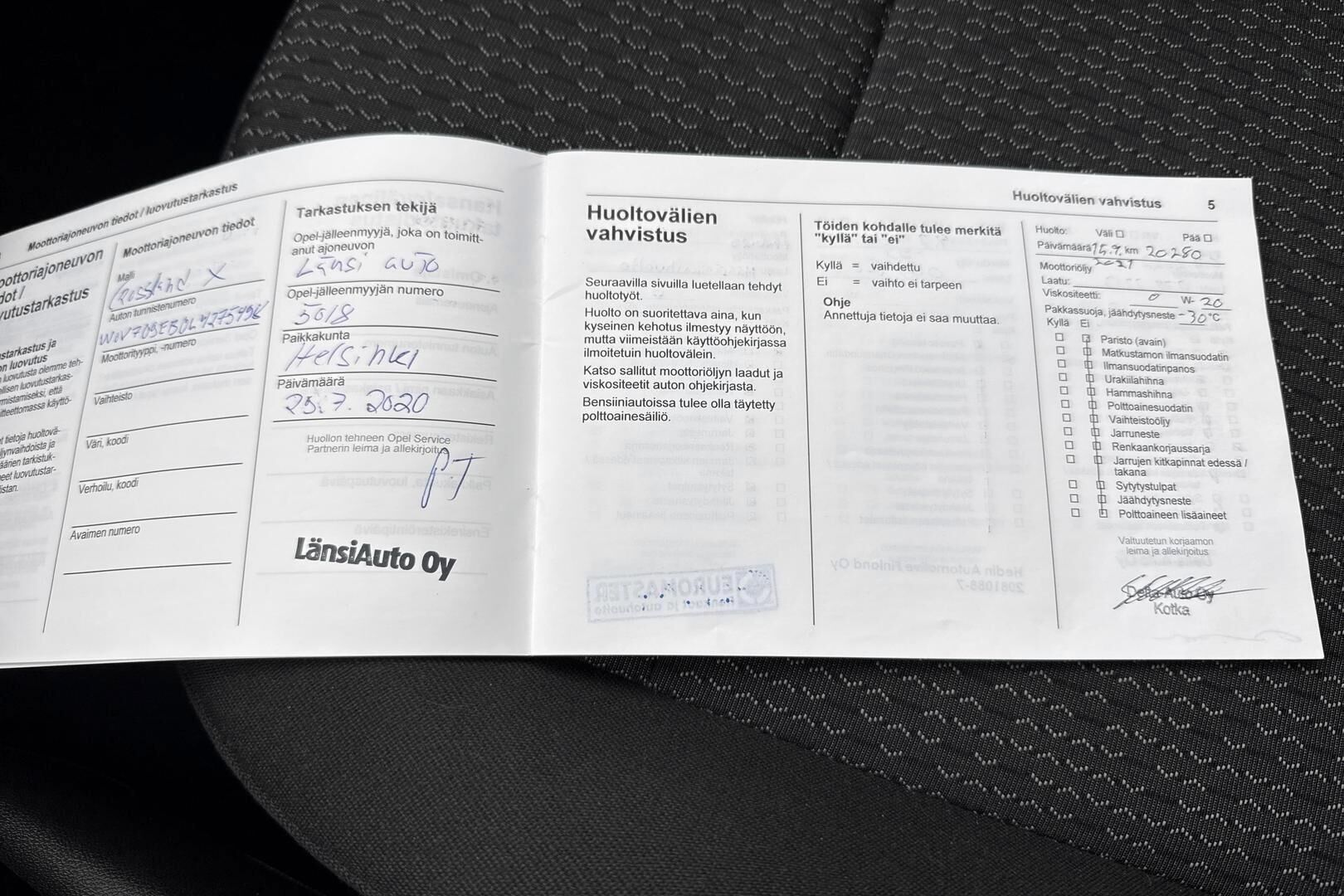 Opel Crossland X iso kuva 3