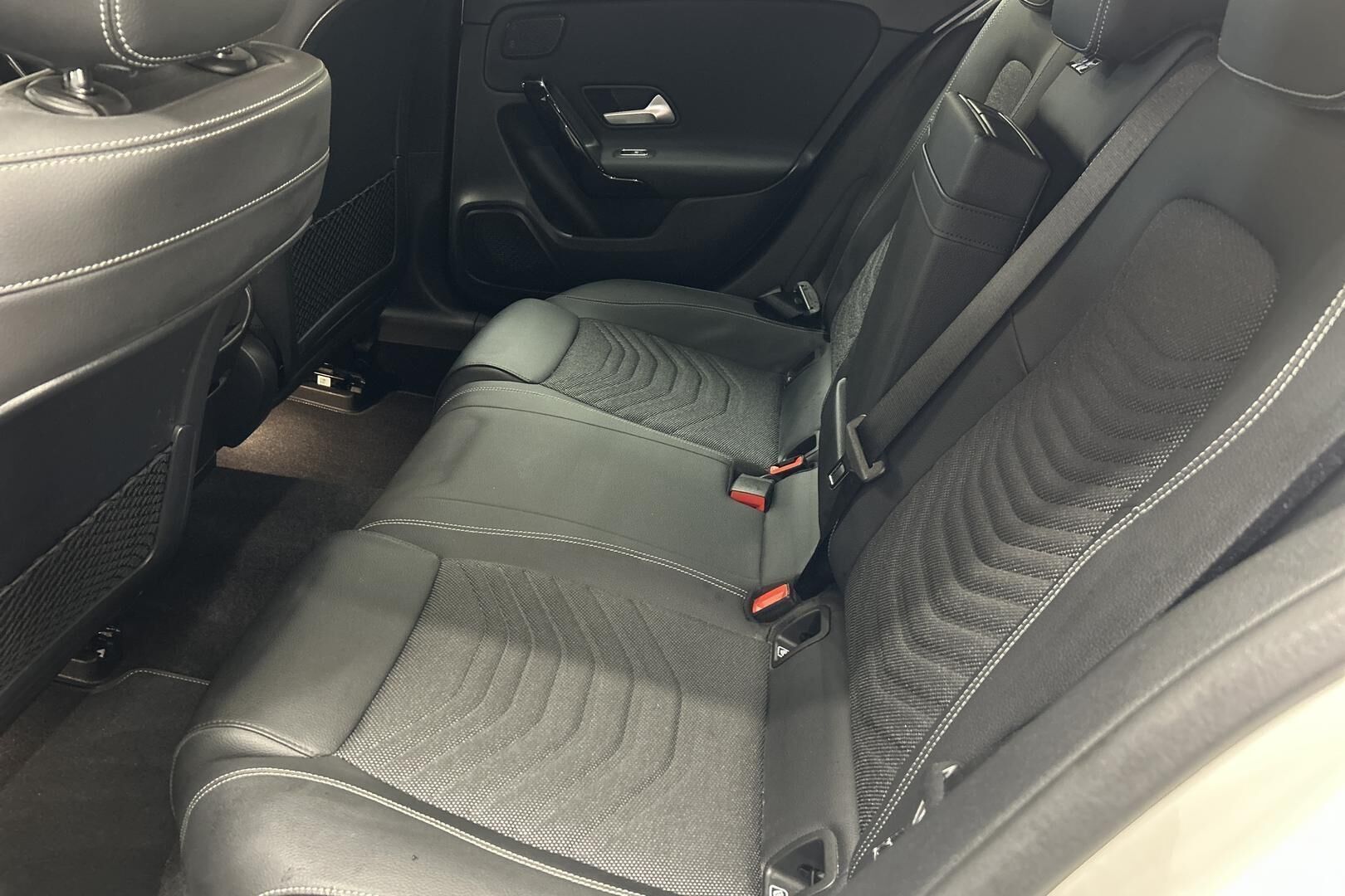 Mercedes-Benz A iso kuva 10