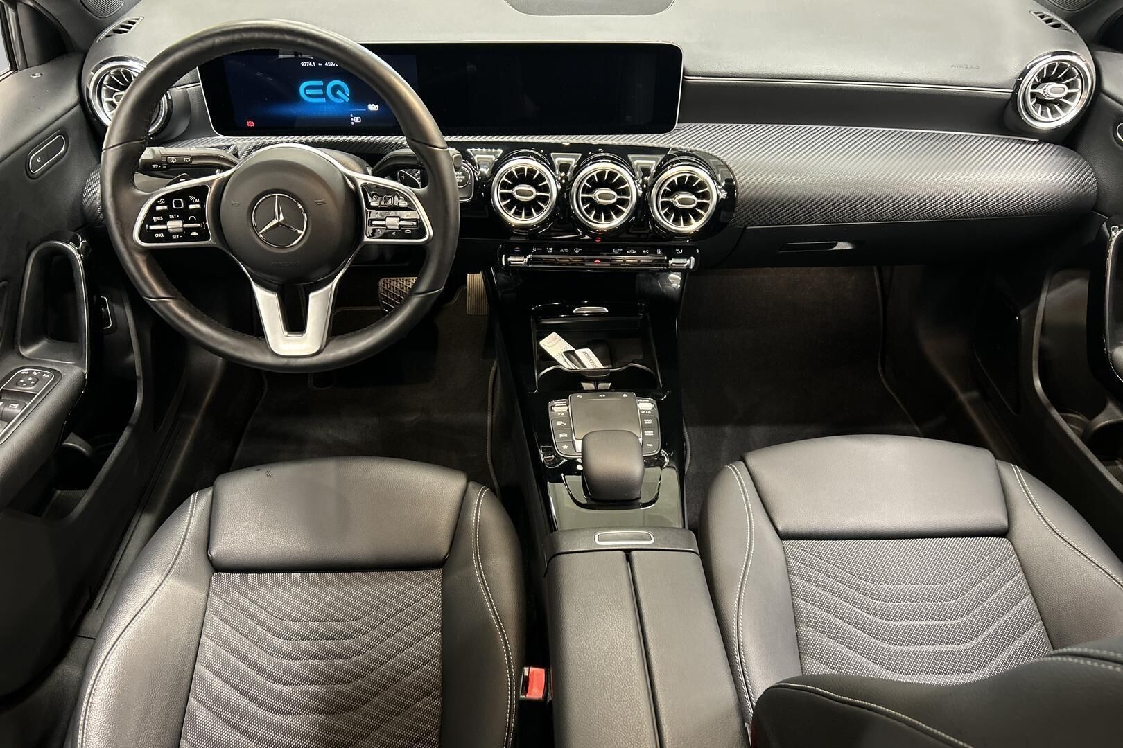 Mercedes-Benz A iso kuva 11