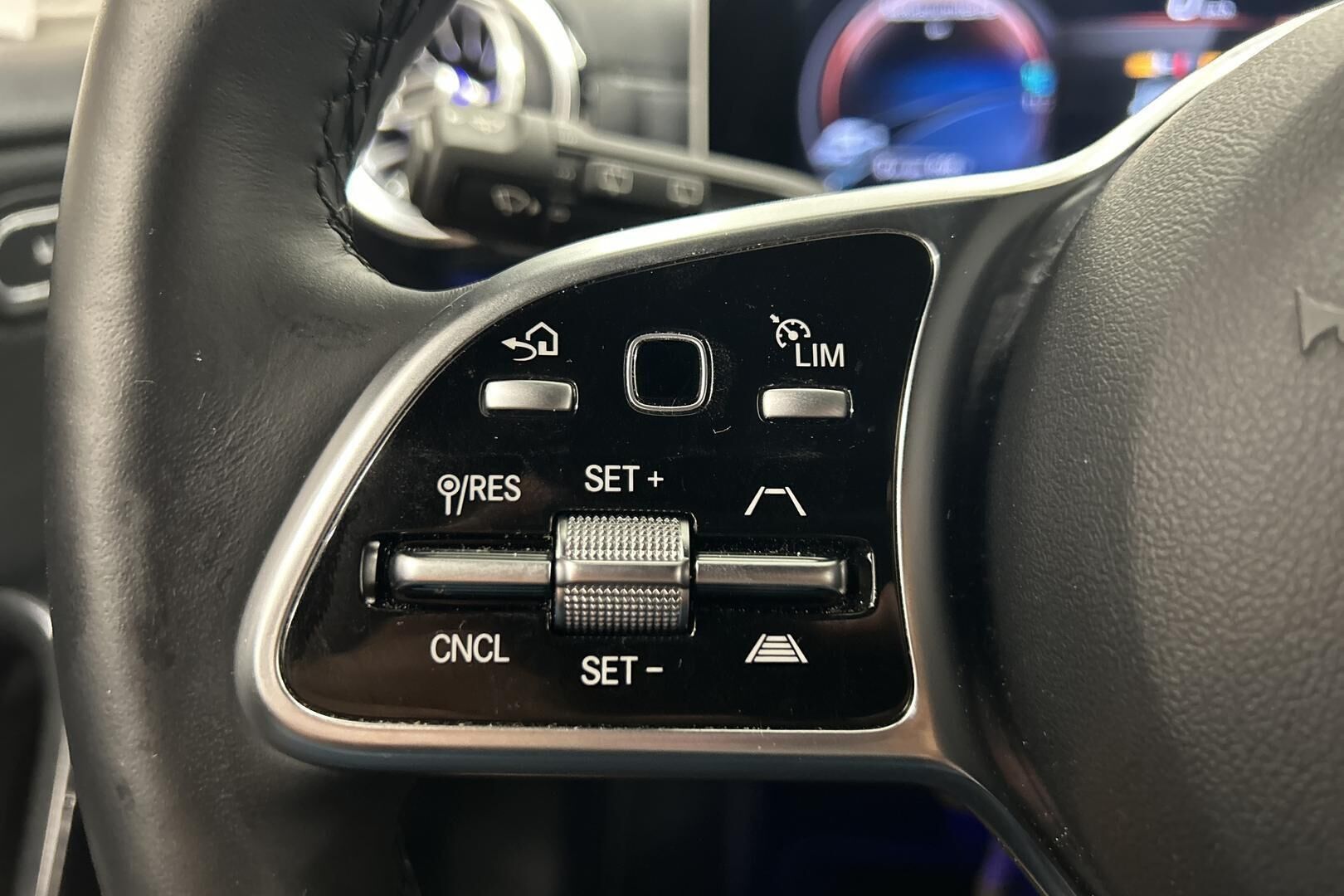Mercedes-Benz A iso kuva 15