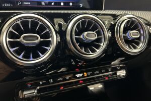 Mercedes-Benz A esikatselu 17