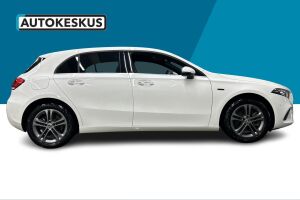 Mercedes-Benz A esikatselu 4