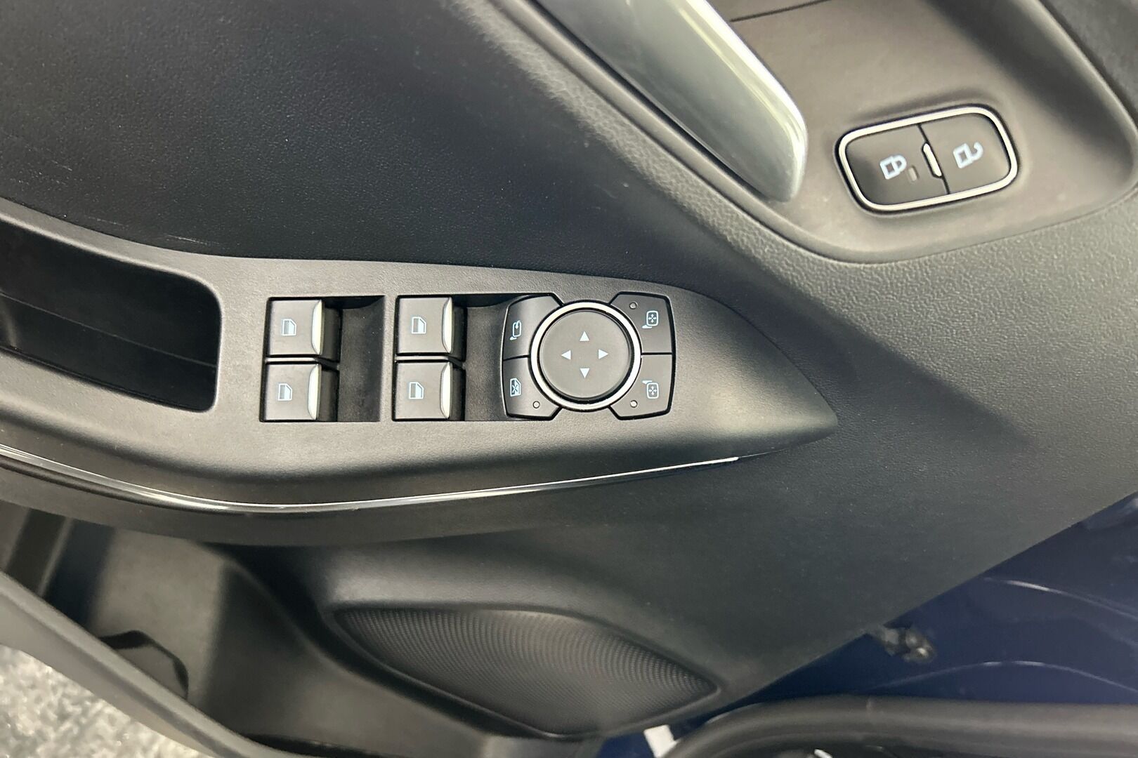 Ford Puma iso kuva 22