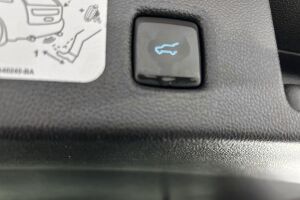 Ford Kuga esikatselu 14