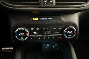 Ford Kuga esikatselu 21