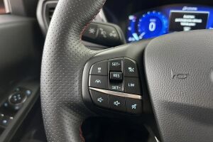 Ford Kuga esikatselu 24