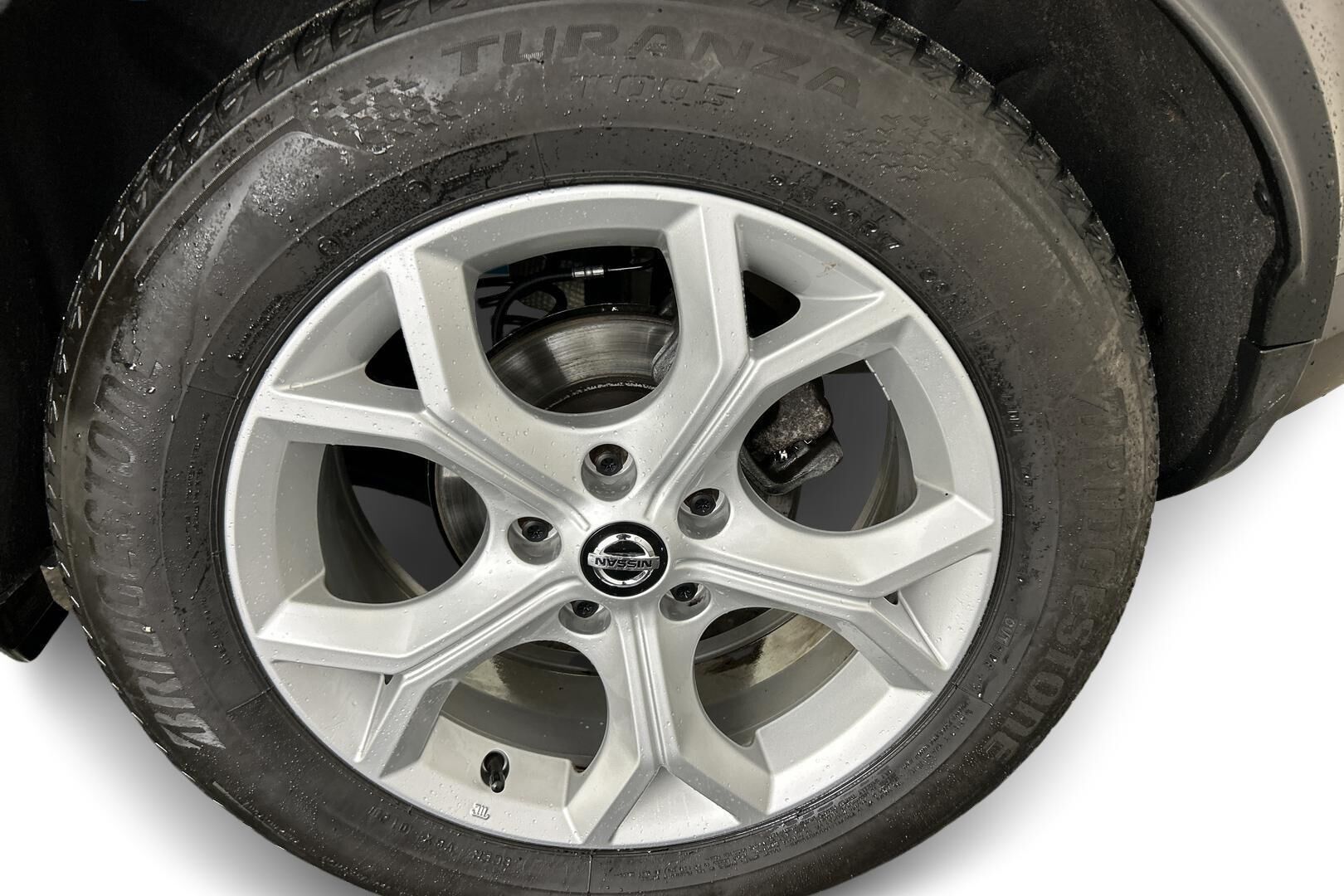 Nissan Juke iso kuva 17