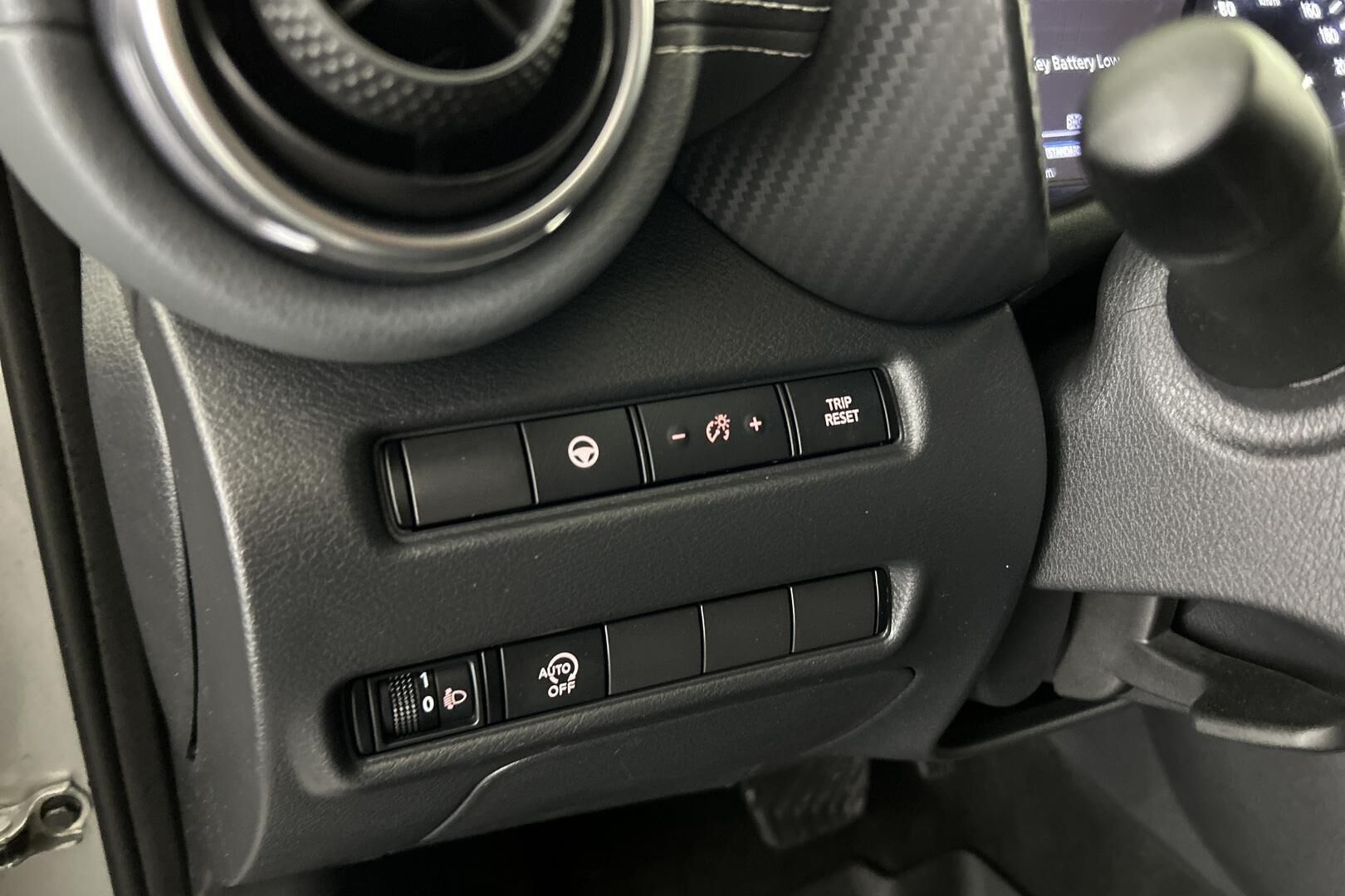 Nissan Juke iso kuva 19