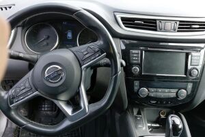 Nissan Qashqai esikatselu 2