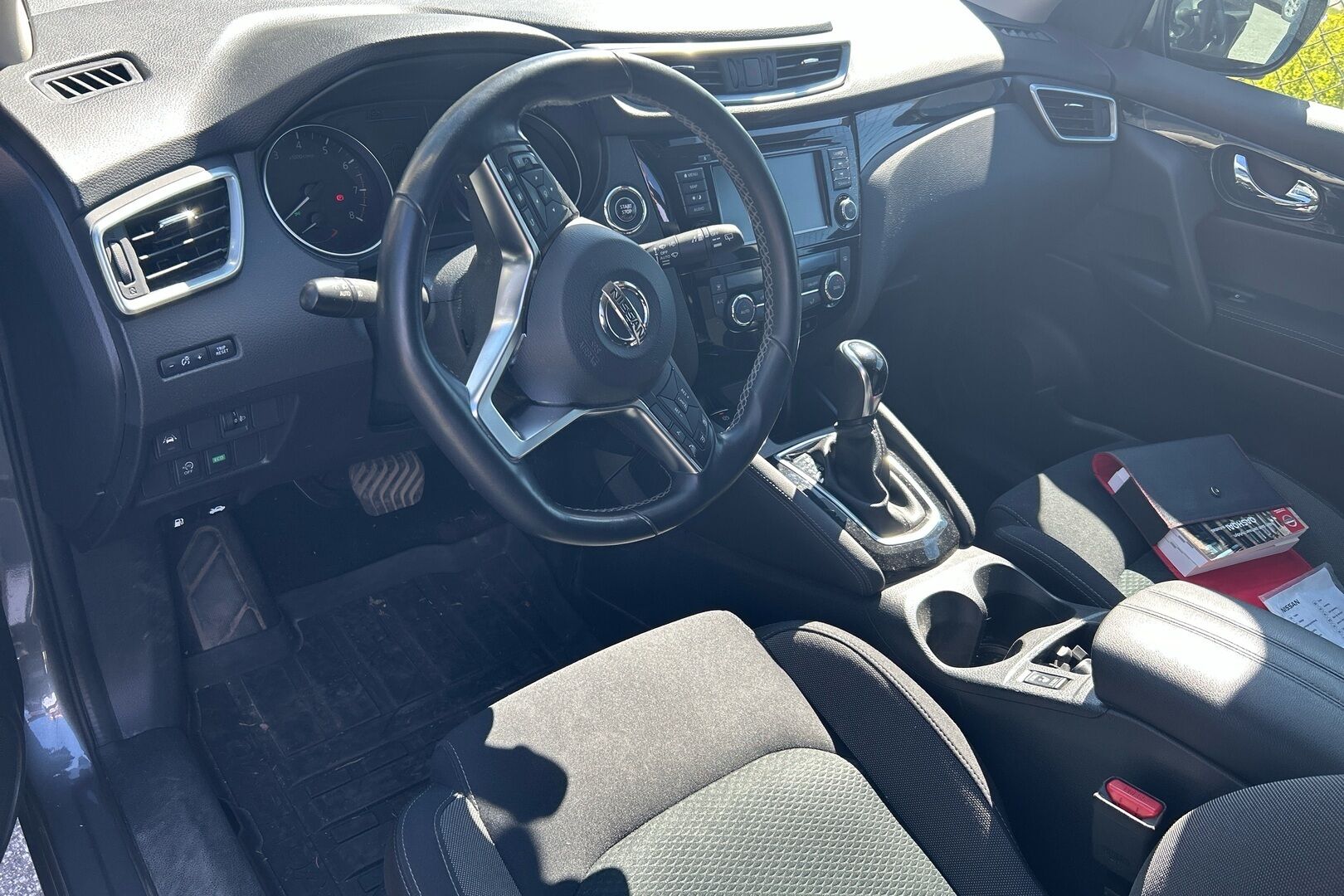 Nissan Qashqai iso kuva 1