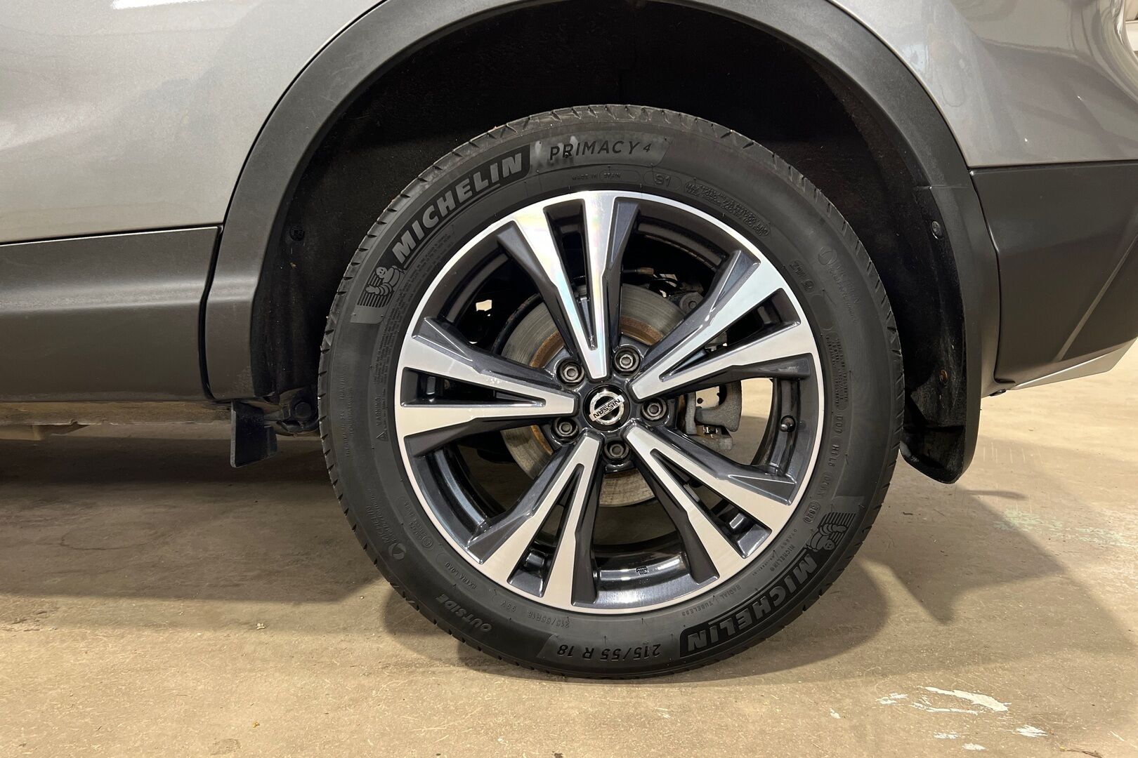 Nissan Qashqai iso kuva 11