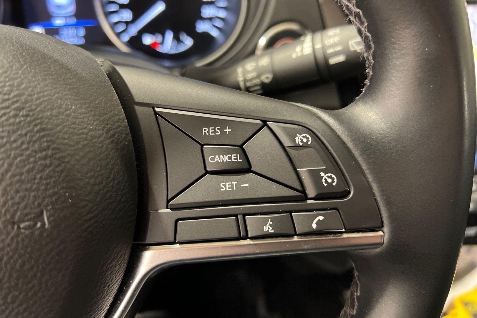 Nissan Qashqai iso kuva 13