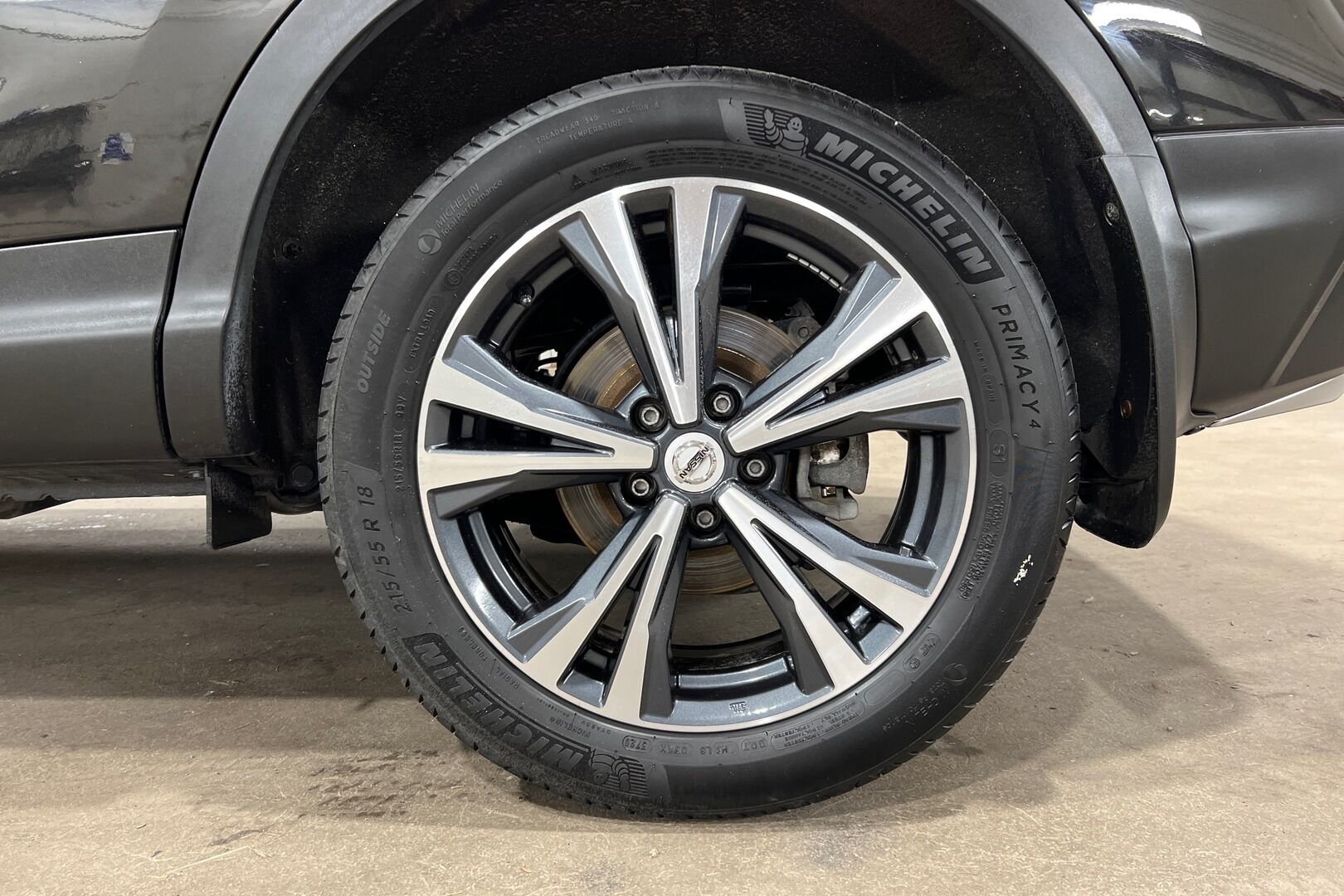 Nissan Qashqai iso kuva 14