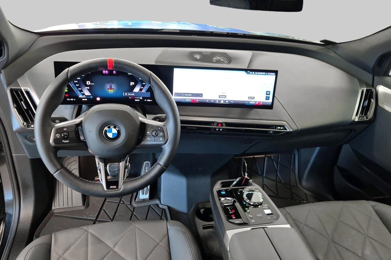 BMW iX iso kuva 9