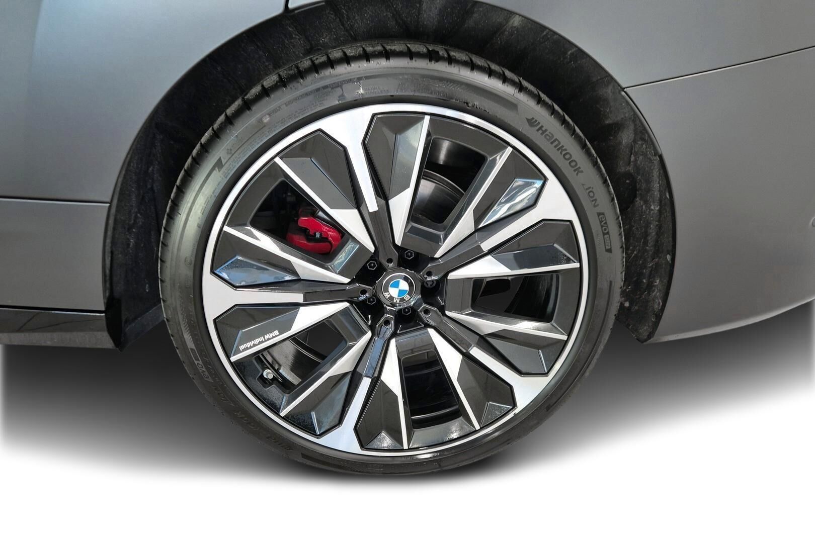 BMW iX iso kuva 20