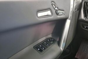 BMW iX esikatselu 16
