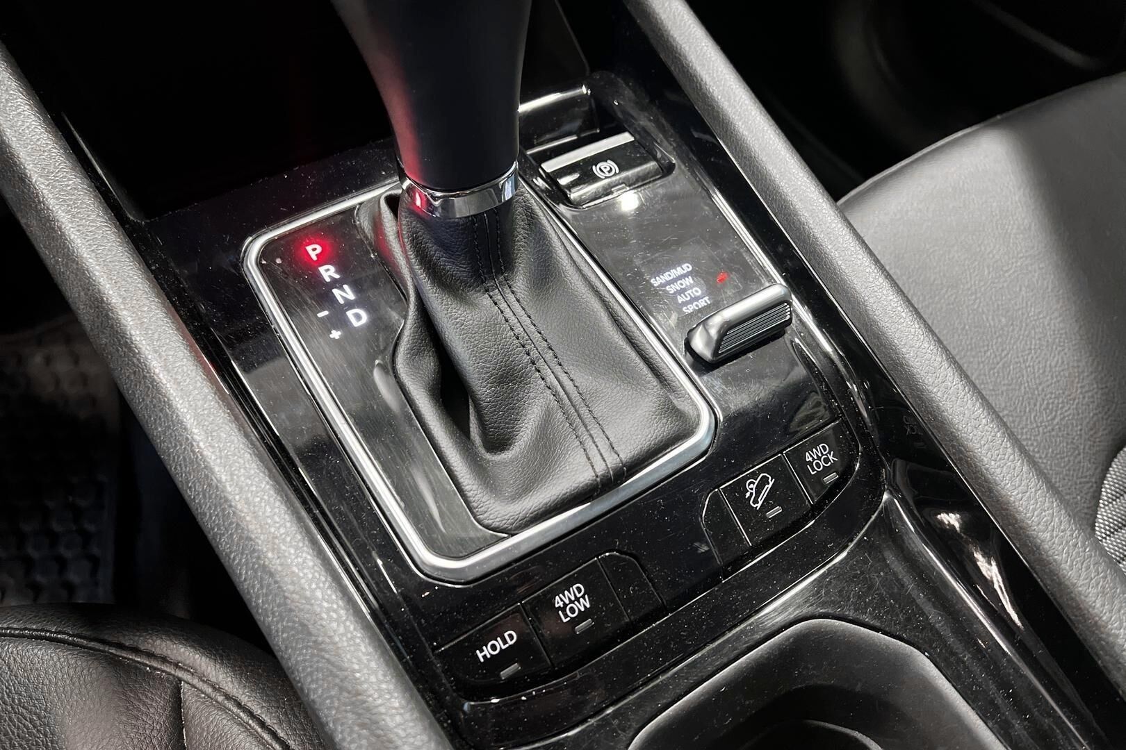 Jeep Compass iso kuva 6