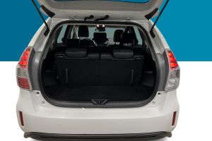 Toyota Prius+ esikatselu 12