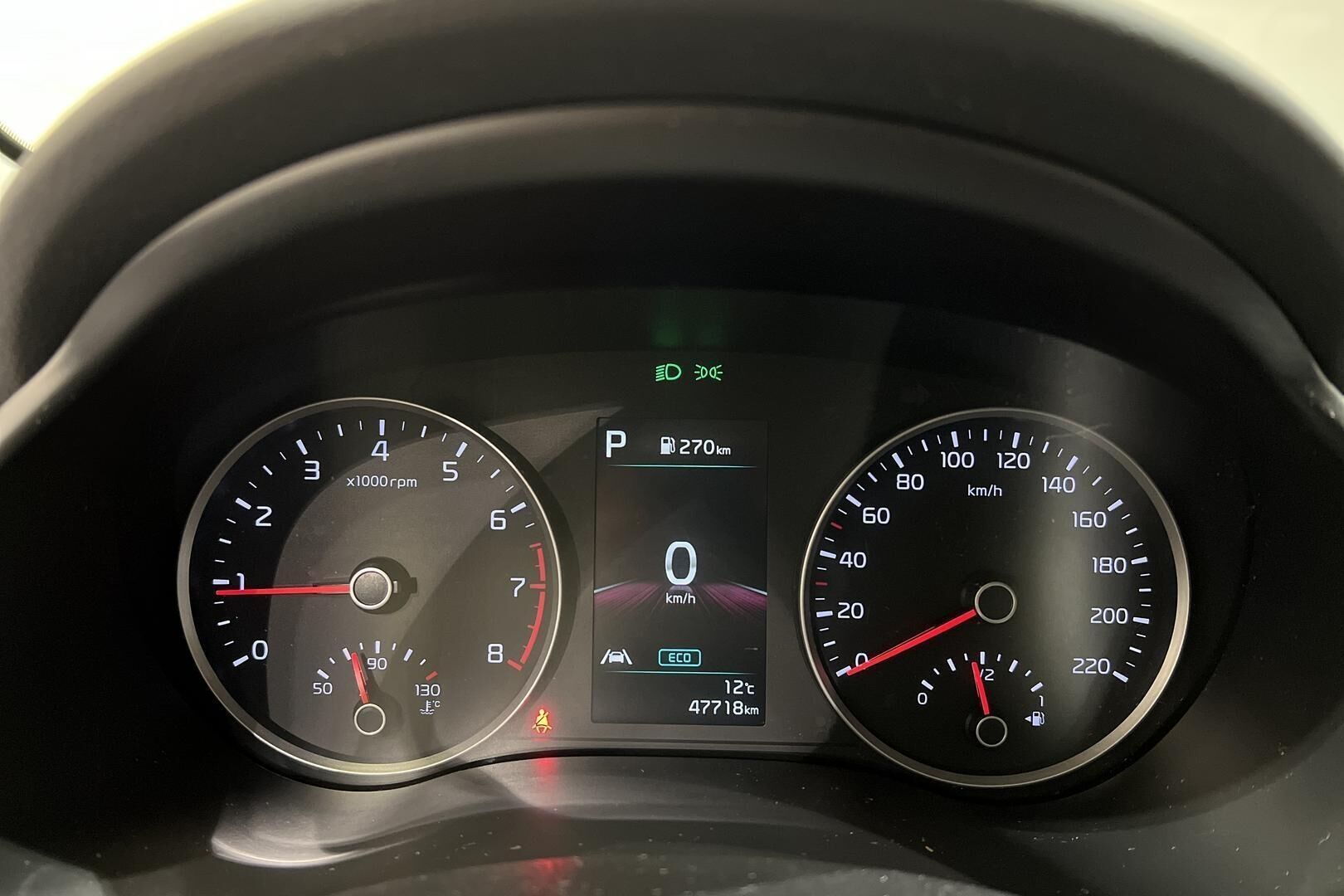 Kia Stonic iso kuva 14