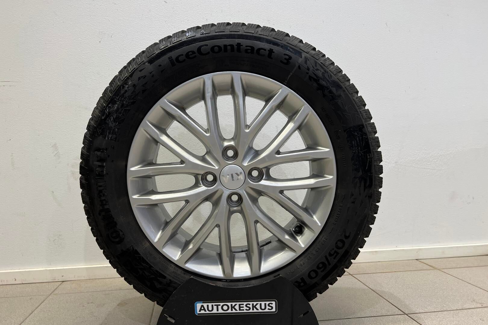 Kia Stonic iso kuva 22