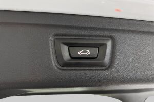 BMW 3-sarja esikatselu 14