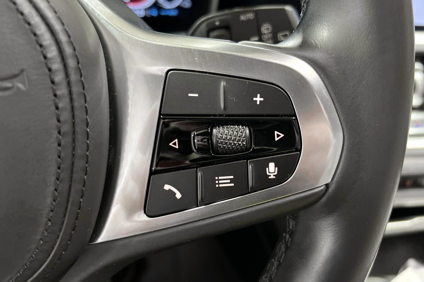 BMW 3-sarja iso kuva 17