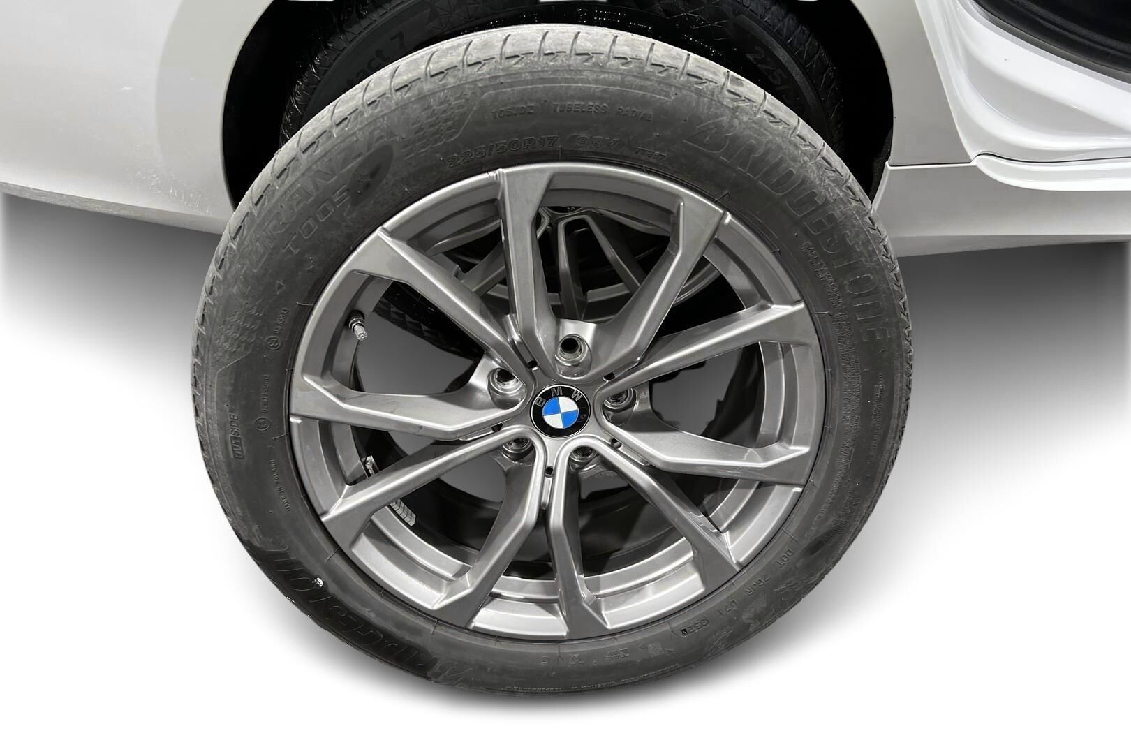 BMW 3-sarja iso kuva 23