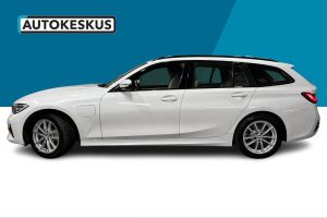 BMW 3-sarja esikatselu 8