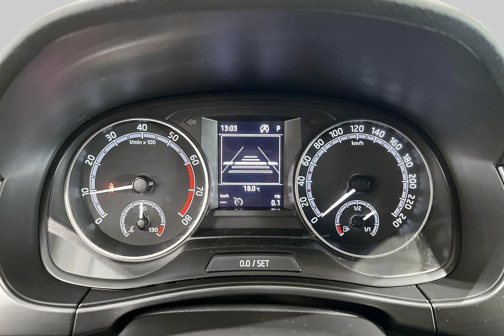 Skoda Fabia iso kuva 13