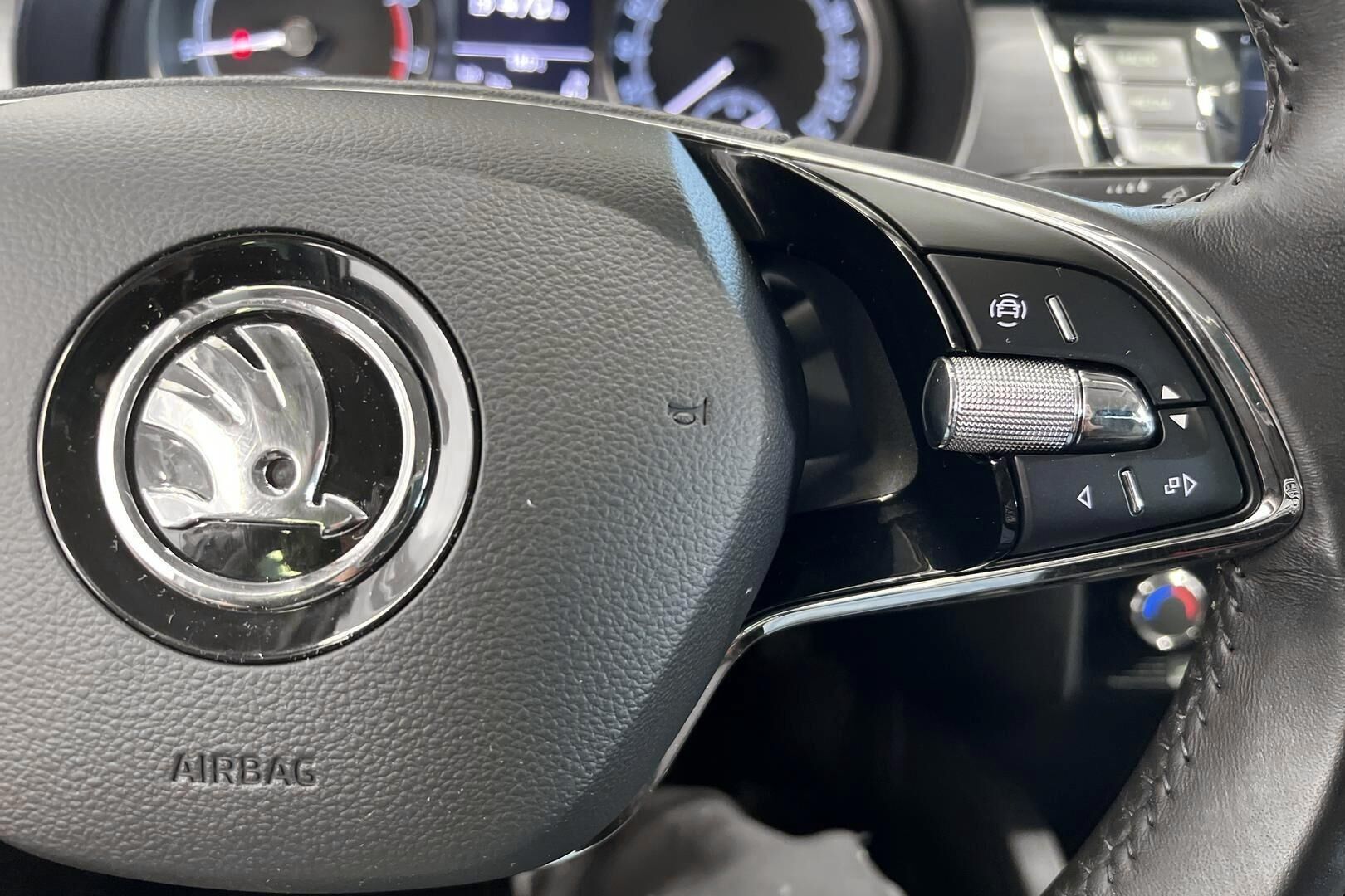 Skoda Fabia iso kuva 19