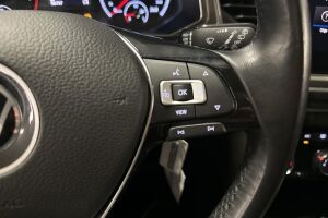Volkswagen T-Roc esikatselu 19