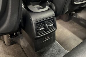 BMW X1 esikatselu 24