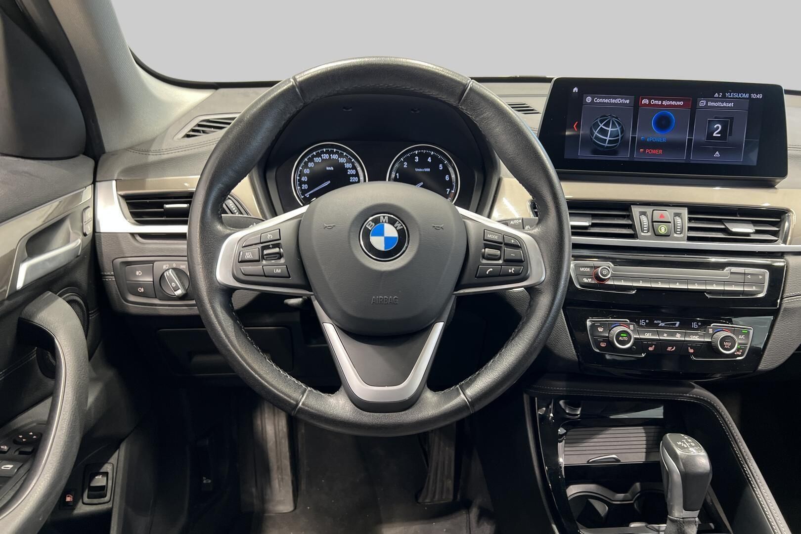 BMW X1 iso kuva 26