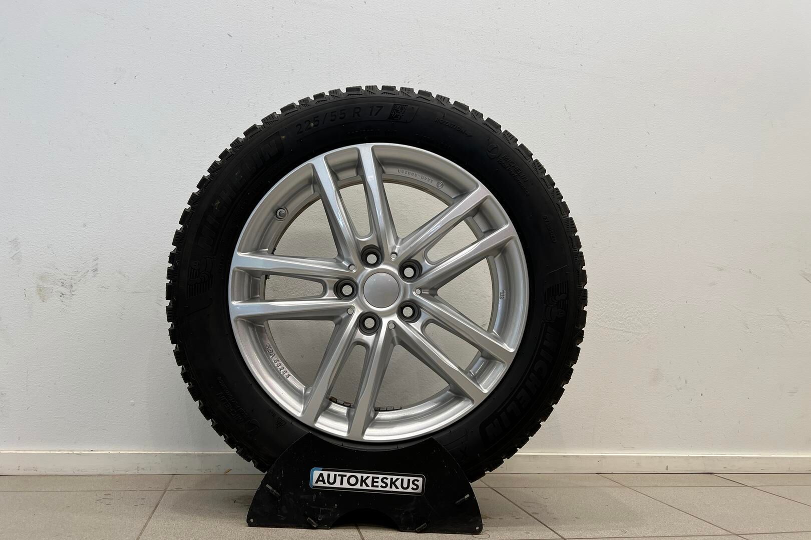 BMW X1 iso kuva 27