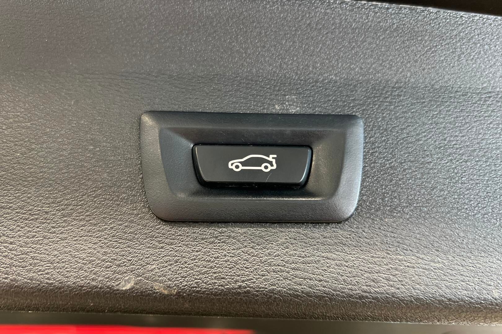 BMW X1 iso kuva 28
