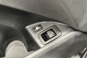 BMW X1 esikatselu 29