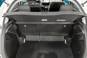 Toyota Yaris esikatselu 11