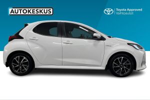 Toyota Yaris esikatselu 3