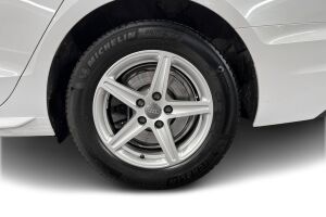 Audi A4 esikatselu 13