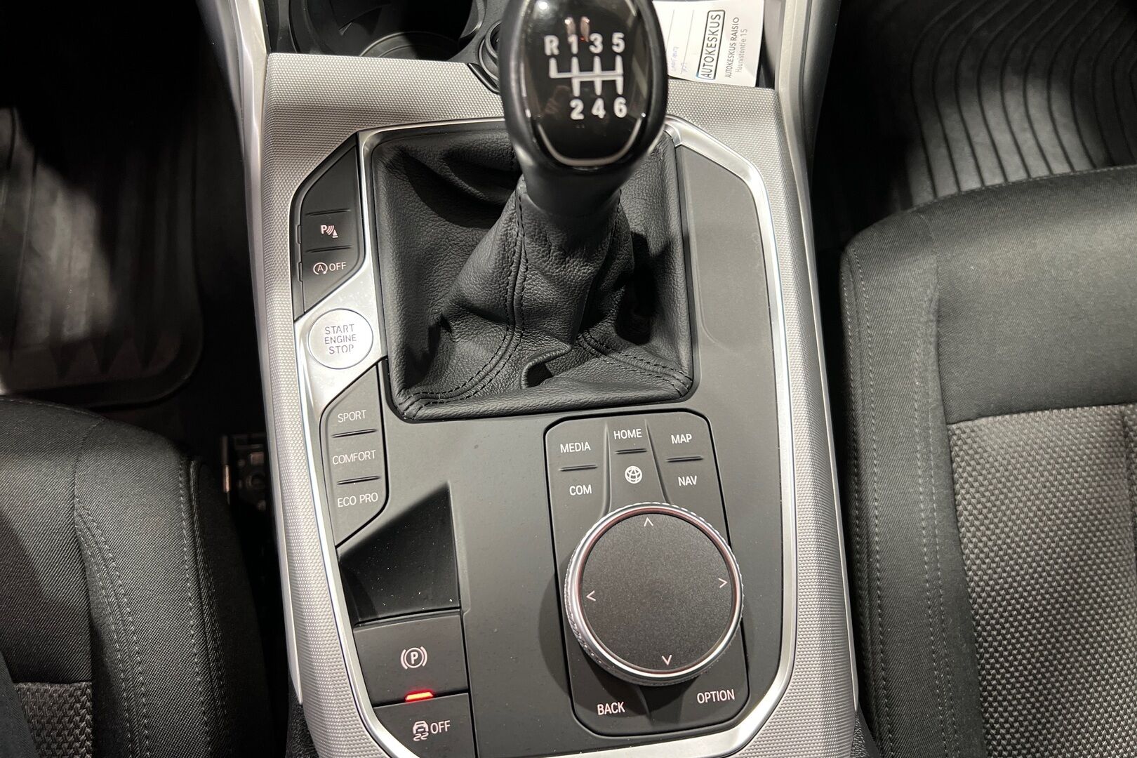 BMW 3-sarja iso kuva 15